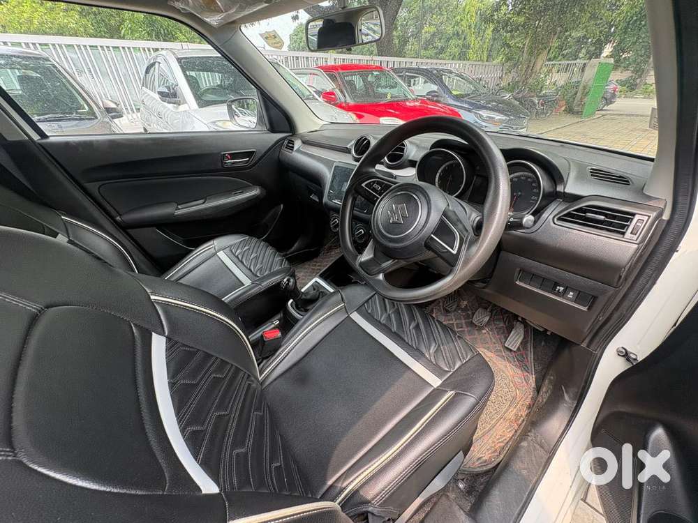 Maruti Suzuki Swift Zxi Plus Amt Dual Tone, 2018, Petrol