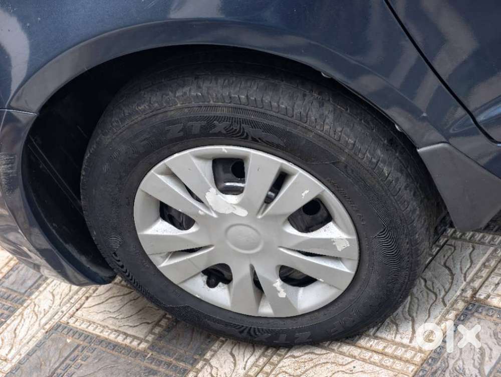 Maruti Suzuki Swift Dzire 1.2 Vxi Bsiv, 2011, Petrol