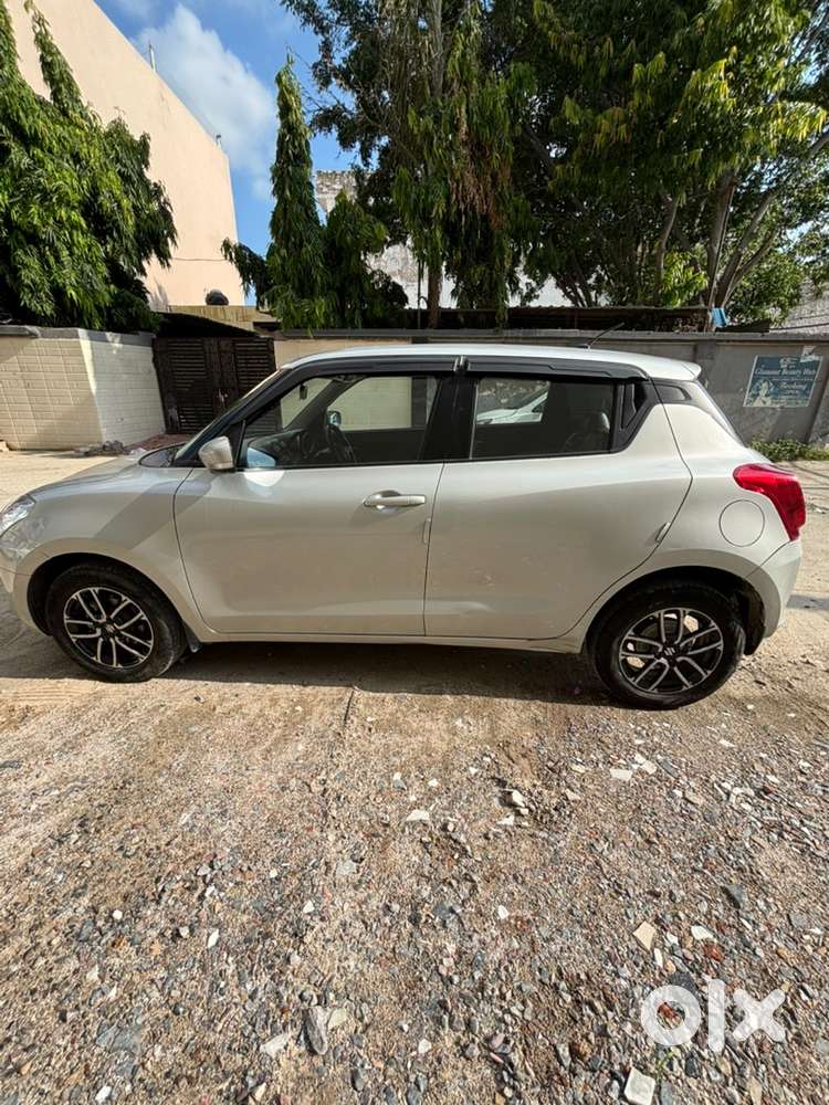 Maruti Suzuki Swift Petrol 2023