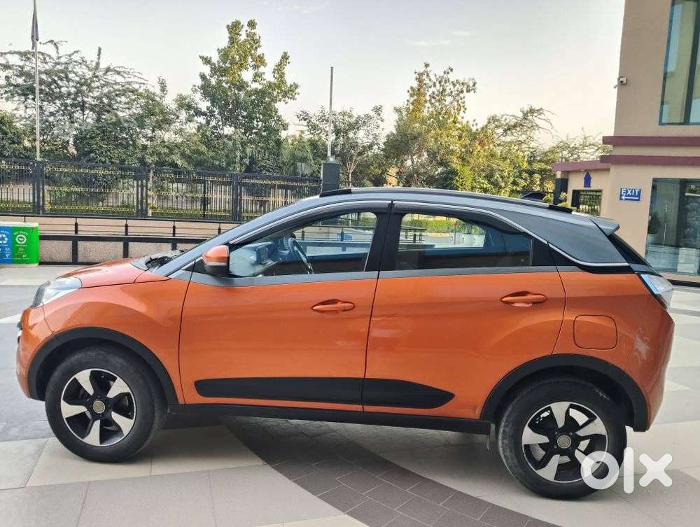 Tata Nexon Amt Xza Plus, 2018, Petrol