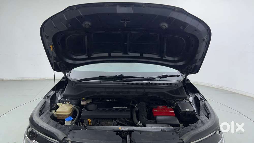 Kia Carens 1.4 Luxury Plus Dct 7 Str, 2022, Petrol