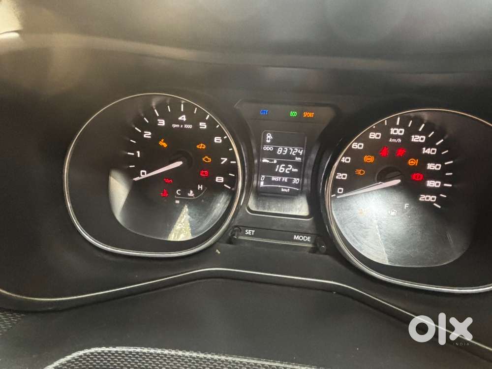 Tata Nexon Petrol Manual 2018