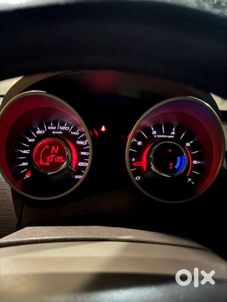 Mahindra Xuv500 2013 Diesel 93000 Km Driven All Original In Brand New