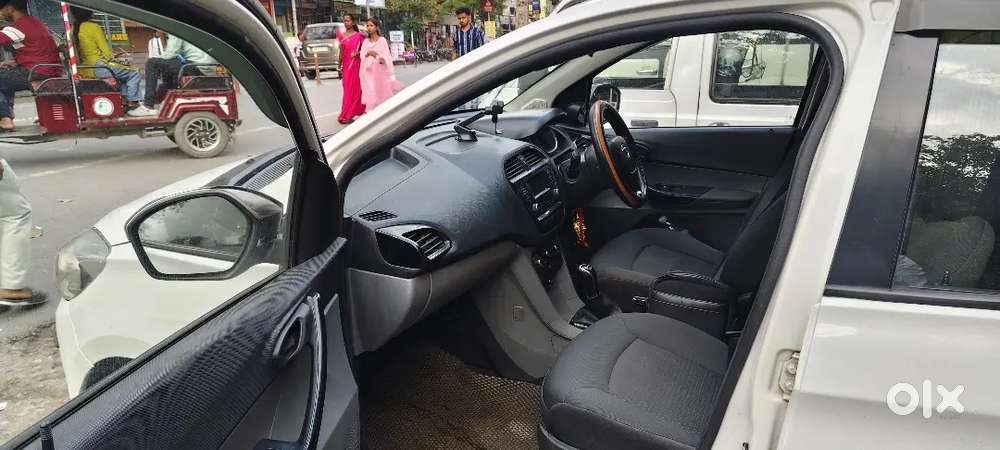 Tata Tigor 2017 Petrol 57600 Km Driven
