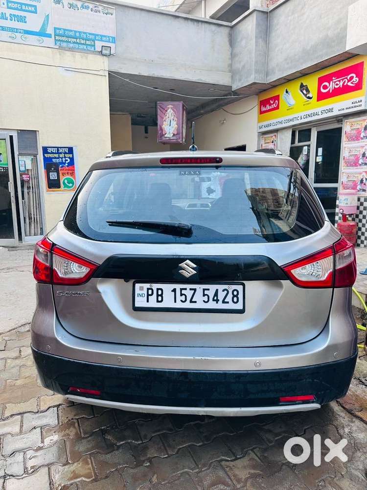 Maruti Suzuki S-cross 2015 Diesel Good Condition