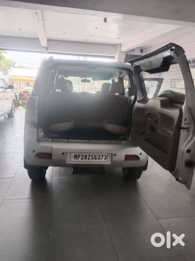 Mahindra Tuv 300 Mhawk100 T8, 2016, Diesel