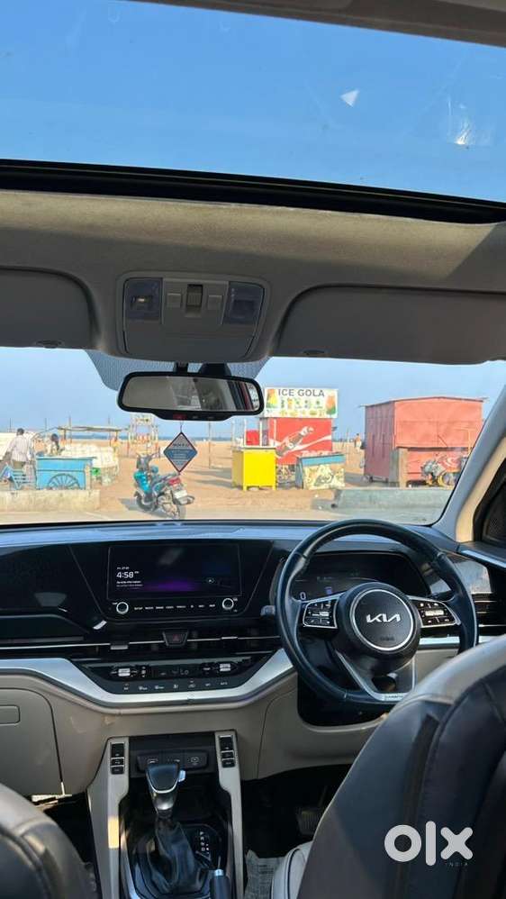 Kia Carens 2022 7dct Luxury Plus 1.5 Automatic