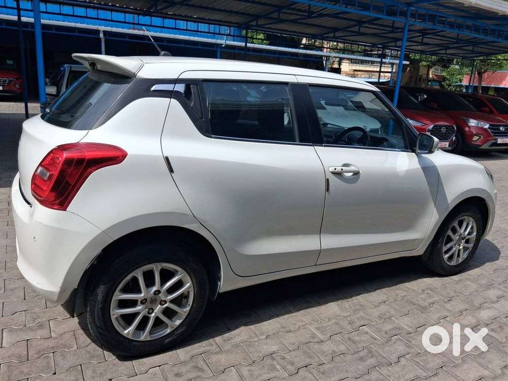 Maruti Suzuki Swift Amt Zxi Plus, 2020, Petrol