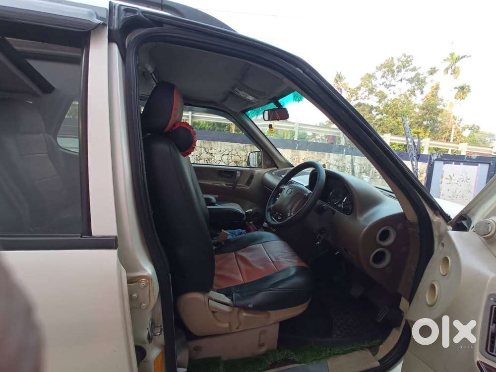 Tata Safari 2.2
