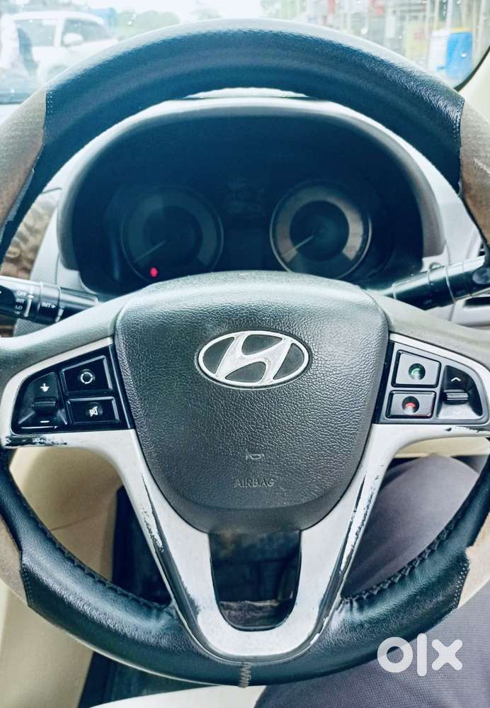 Hyundai Verna Fluidic 1.6 Crdi Sx, 2012, Diesel