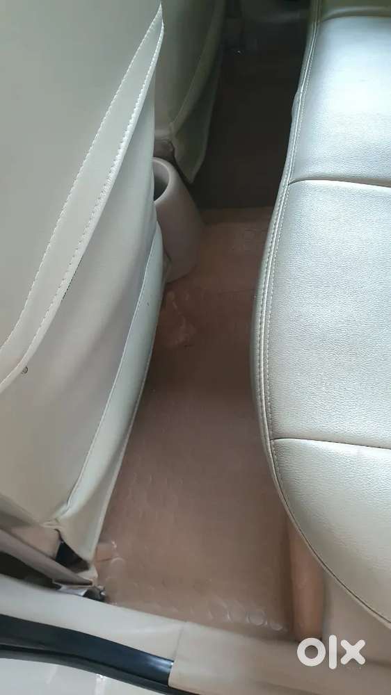 Hyundai Verna Crdi Sx Vgt 2009 Model