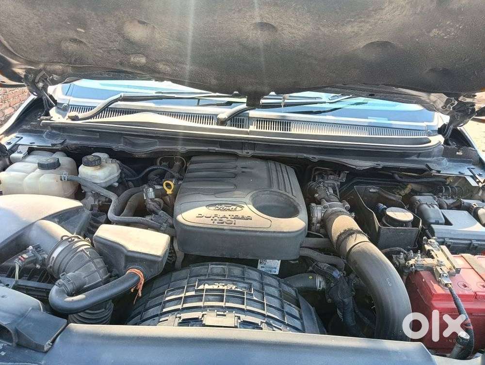 Ford Endeavour Titanium 4x2, 2017, Diesel