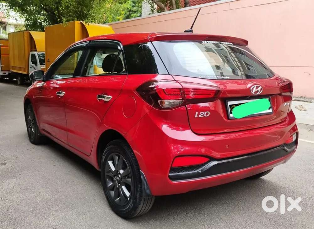 Hyundai I20 2018 Petrol 70000 Km Driven
