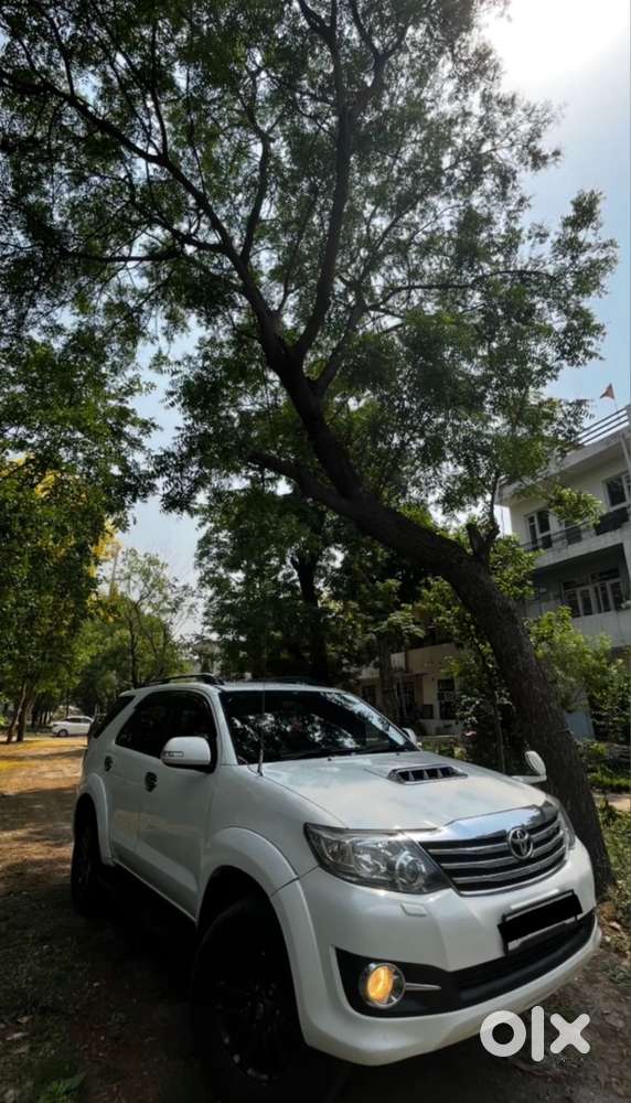 Toyota Fortuner Diesel 2015