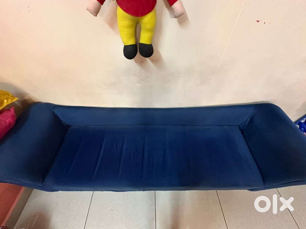 Blue colour Sofa cum setty