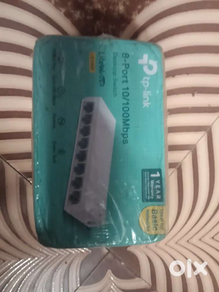 TP-Link 8 port Desktop switch 10/100mpbs
