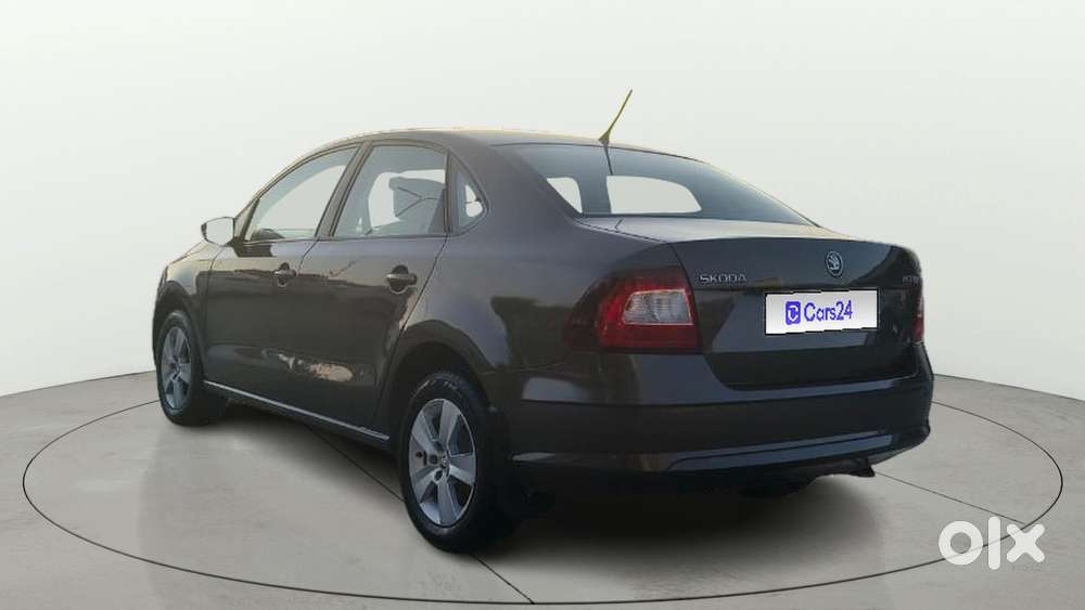 Skoda Rapid 1.0 Ambition Tsi, 2020, Petrol