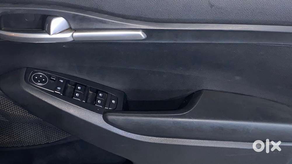 Kia Seltos Htk G, 2023, Petrol