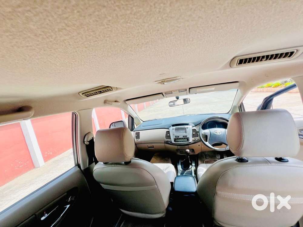 Toyota Innova 2.5 Z Diesel 7 Seater, 2015, Diesel