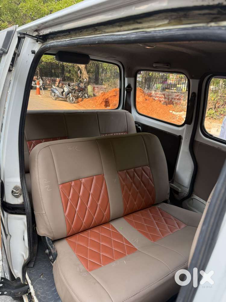 Maruti Suzuki Eeco 7 Seater Standard, 2013, Petrol