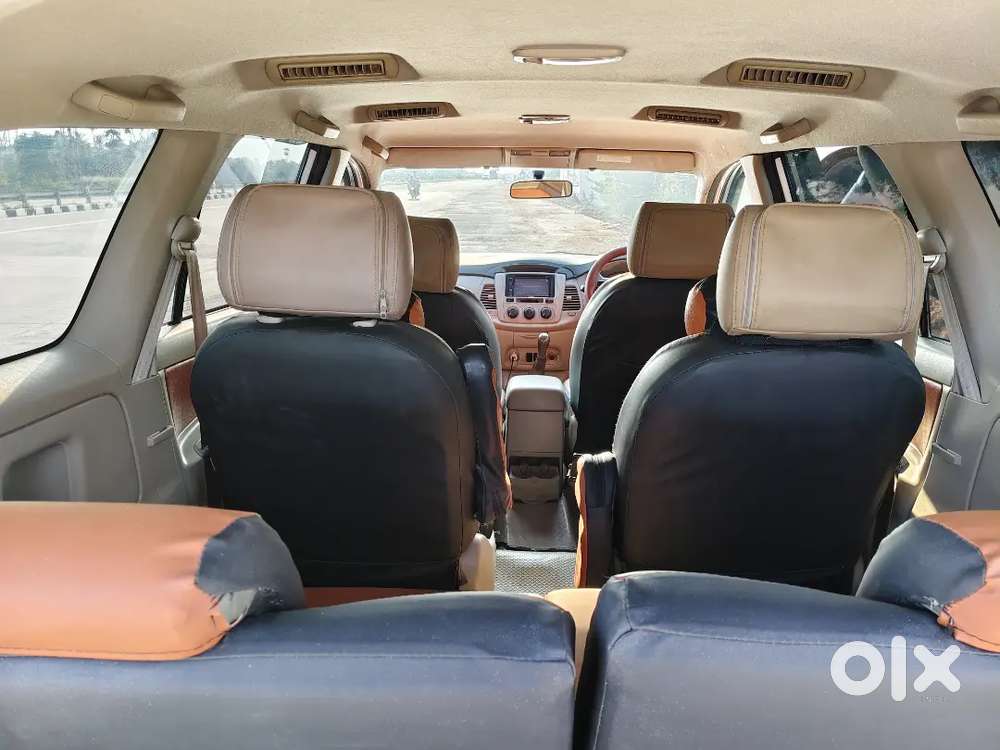 Toyota Innova 2.5 Gx 2012 White