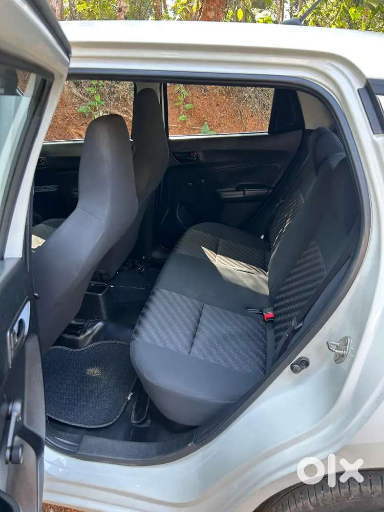 Maruti Suzuki Swift 2018 Petrol 94000 Km Driven