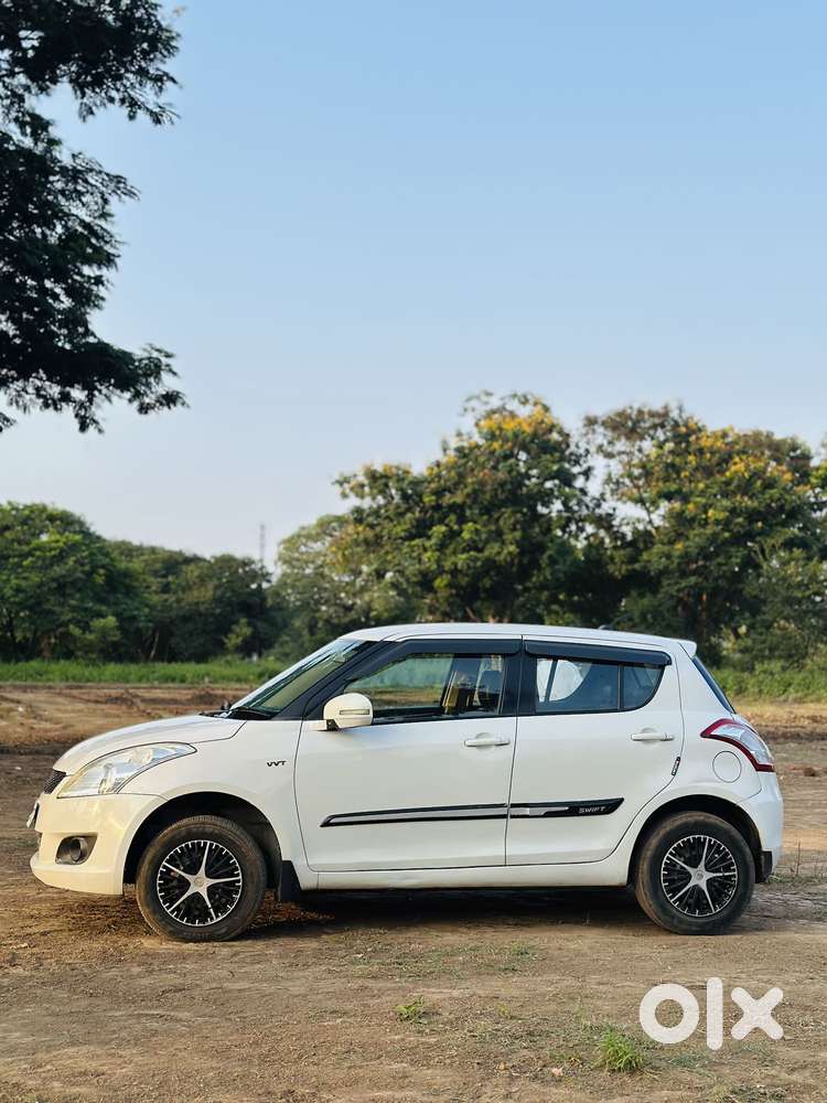 Maruti Suzuki Swift 1.3 Vxi, 2013, Petrol