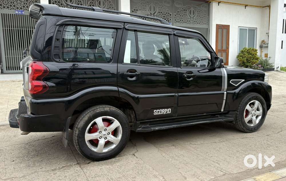 Mahindra Scorpio Classic 2.2 S 11 Mt 7 Str, 2019, Diesel