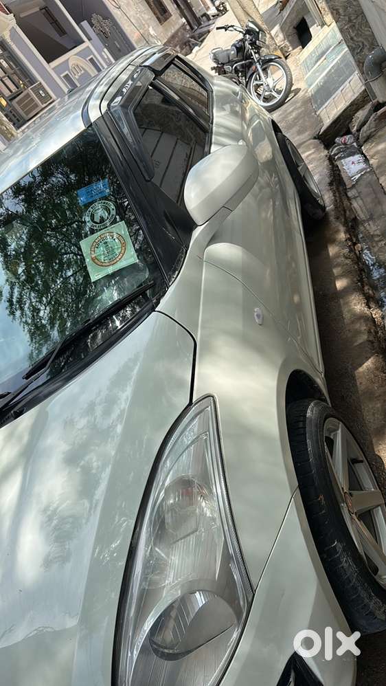 Swift Lxi Maruti 2017