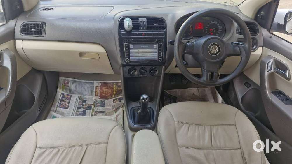 Volkswagen Vento 2010-2013 Petrol Trendline, 2011, Petrol