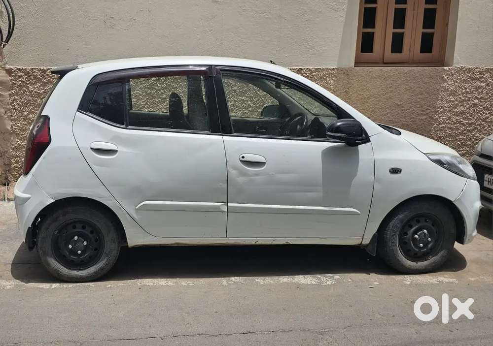 Hyundai I10 Sportz Petrol 2011