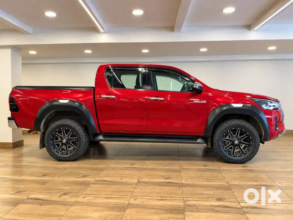 Toyota Hilux 2.8 High 4x4 Mt, 2023, Diesel