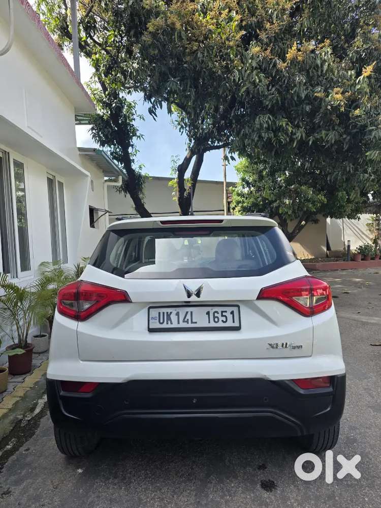 Mahindra Xuv300 W6 2024 Petrol Manual
