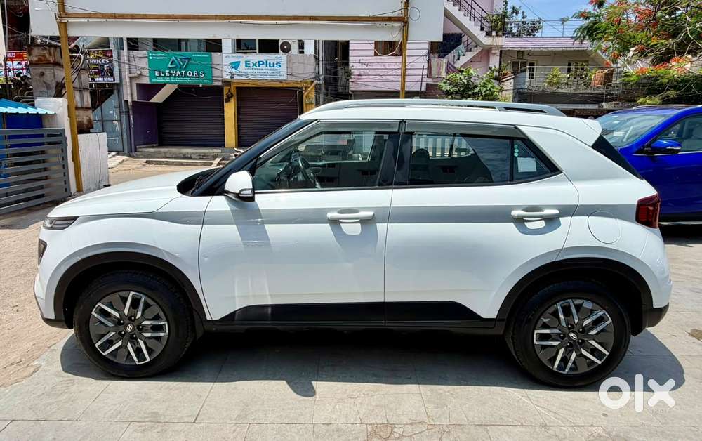Hyundai Venue Sx Mt, 2022, Diesel