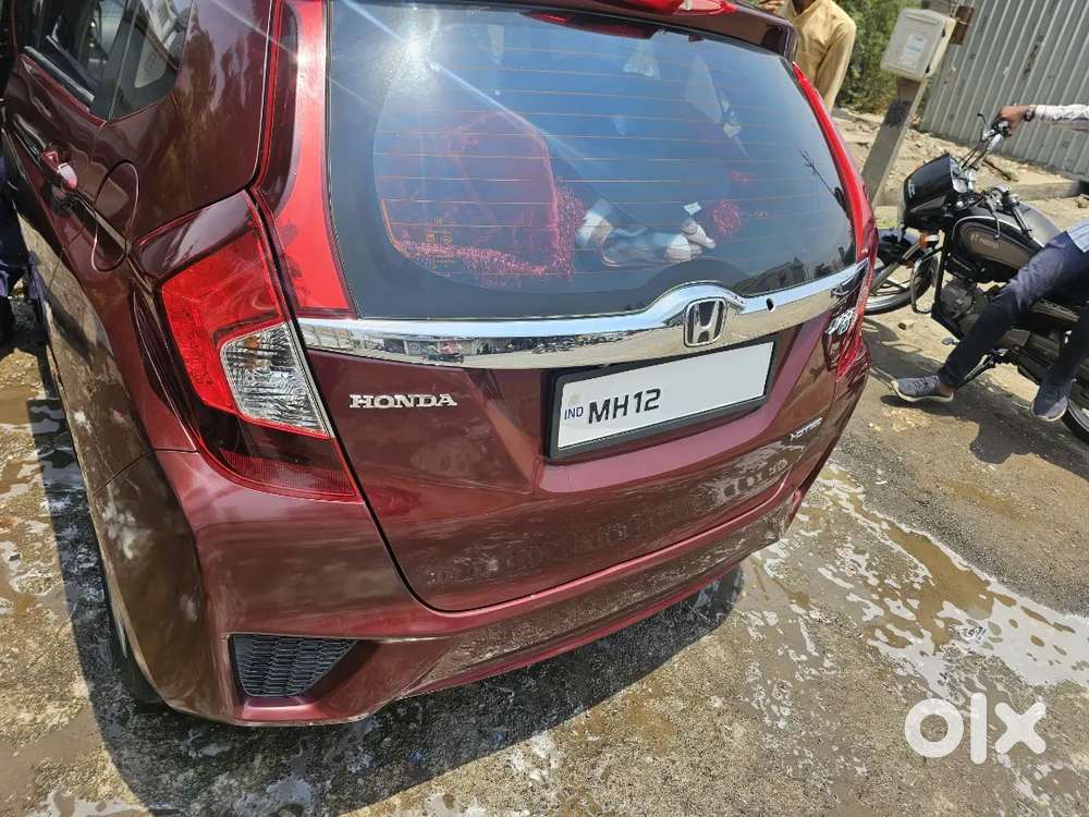 Honda Jazz 2015 Diesel  1st Owner  Mh12  Top Condition