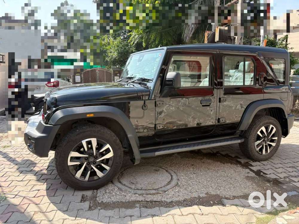 Mahindra Thar Roxx Ax7l Rwd At, 2025, Petrol