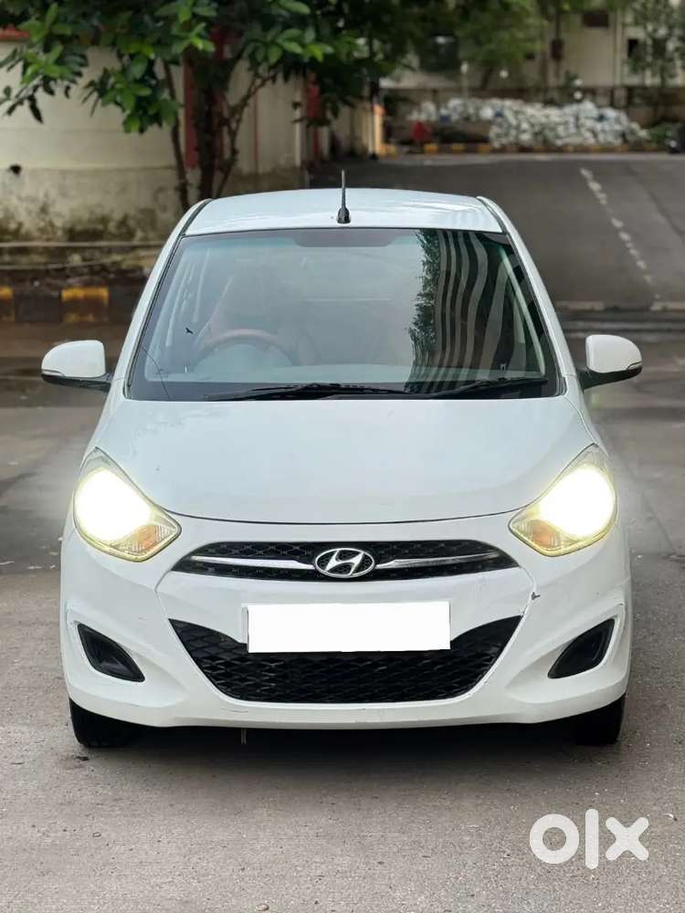 Hyundai I10 Sportz 2012 Car