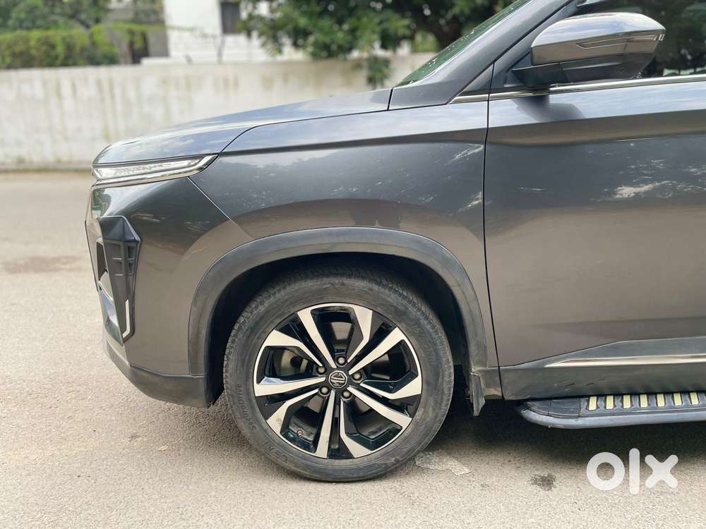Mg Hector Plus Savvy Pro 1.5 Turbo Petrol Cvt 7 Str, 2024, Petrol