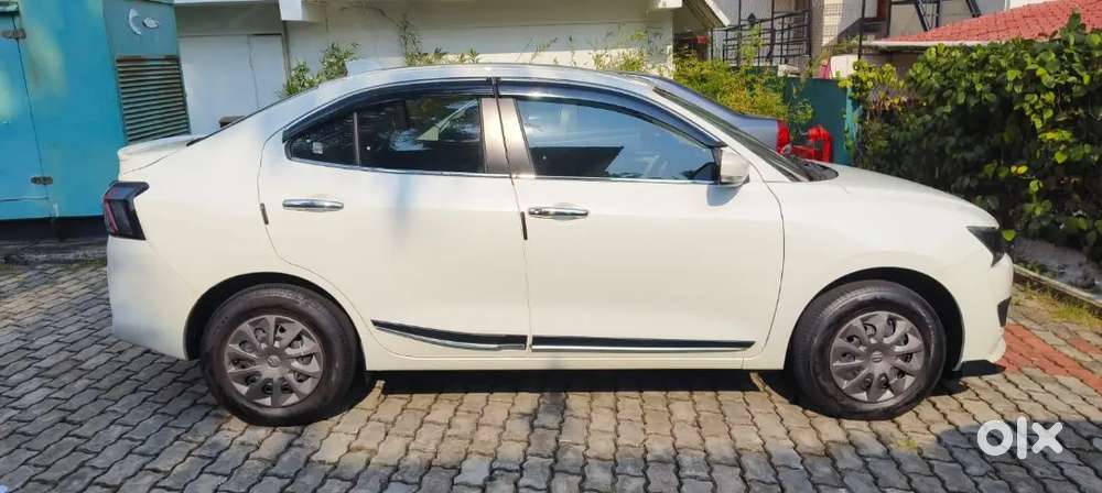 Maruti Suzuki Dzire 2025 Petrol 13200 Km Driven