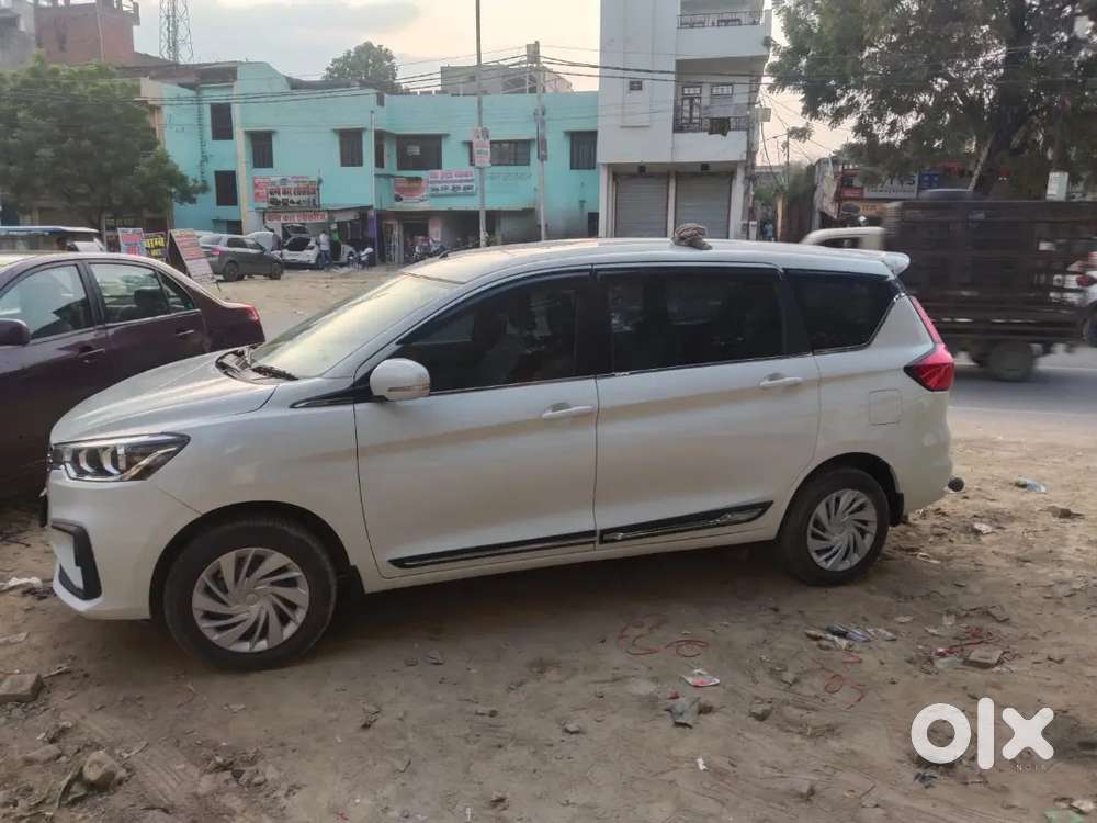 Maruti Suzuki Ertiga Vxi 2024