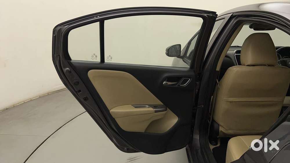 Honda City 1.5 Zx Cvt I-vtec, 2017, Petrol