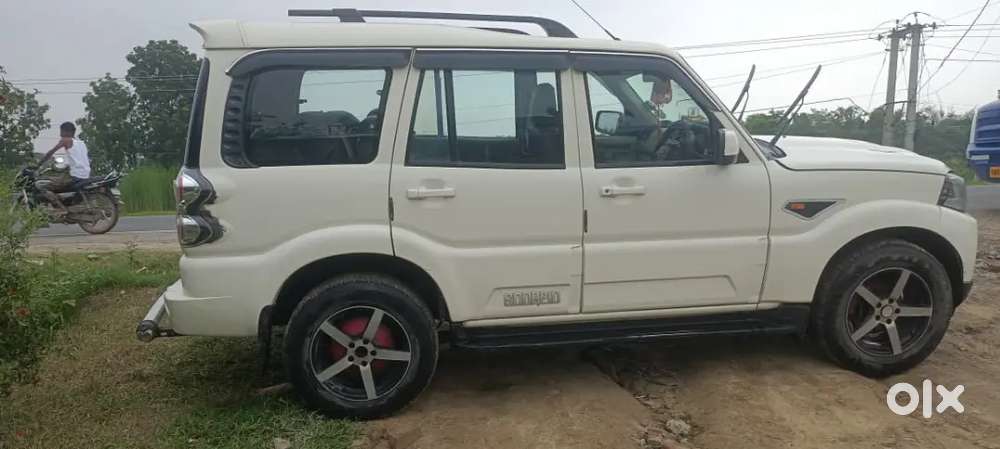 Mahindra Scorpio Diesel 2015