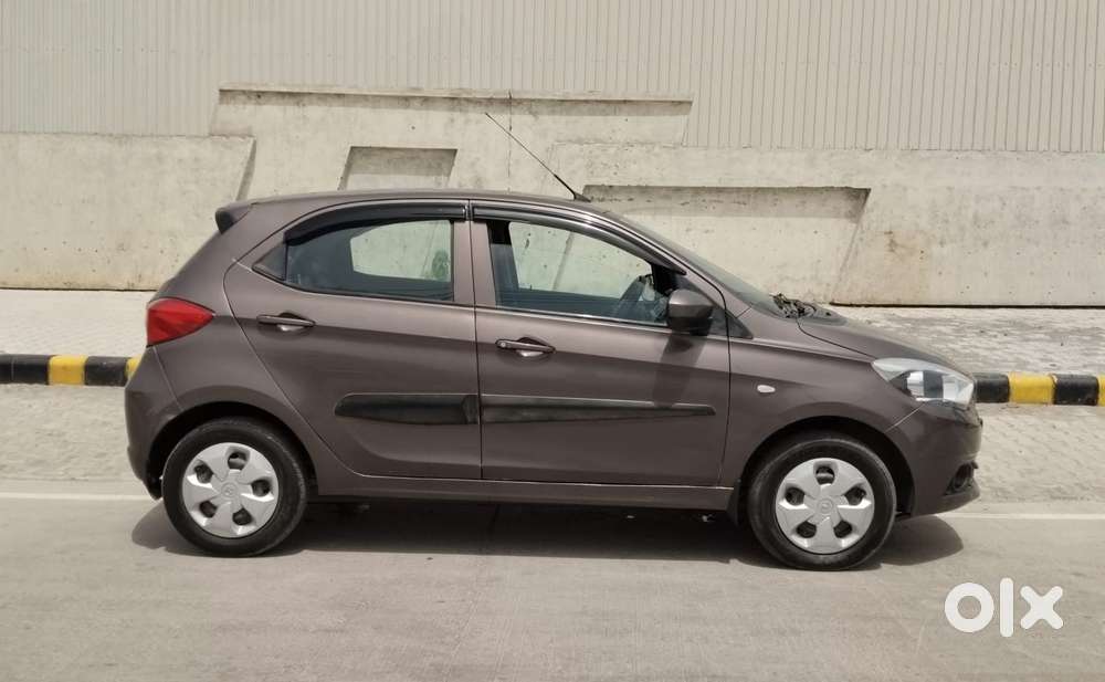 Tata Tiago 1.2 Revotron Xta, 2018, Petrol
