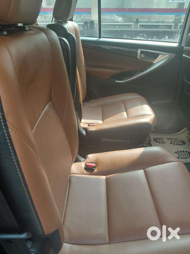 Toyota Innova Crysta, 2021, Petrol