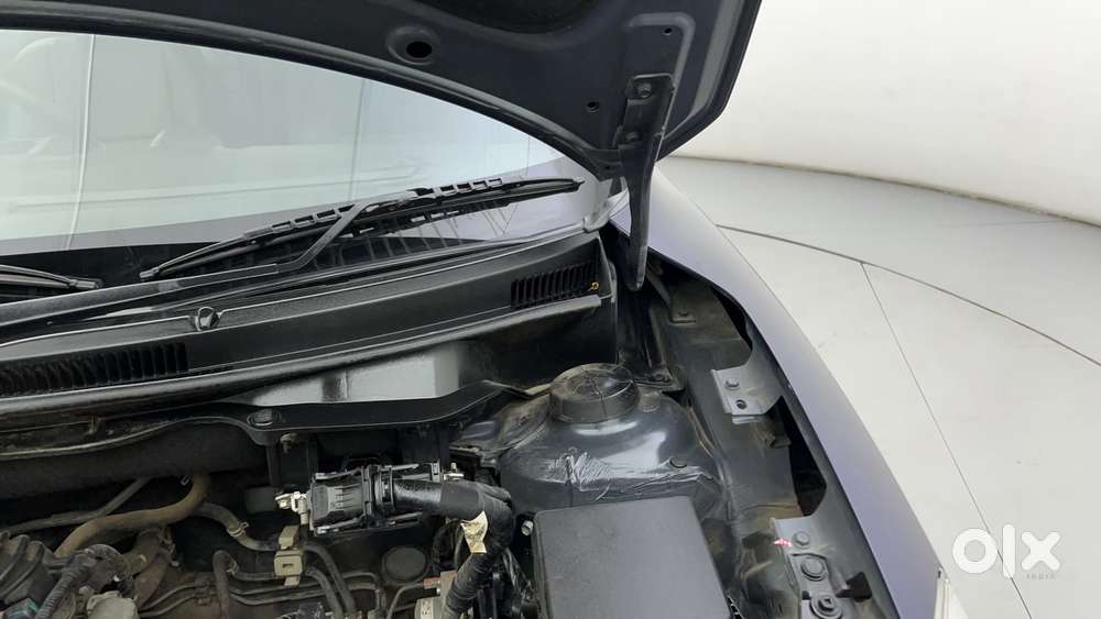 Maruti Suzuki Swift Amt Zxi, 2020, Petrol