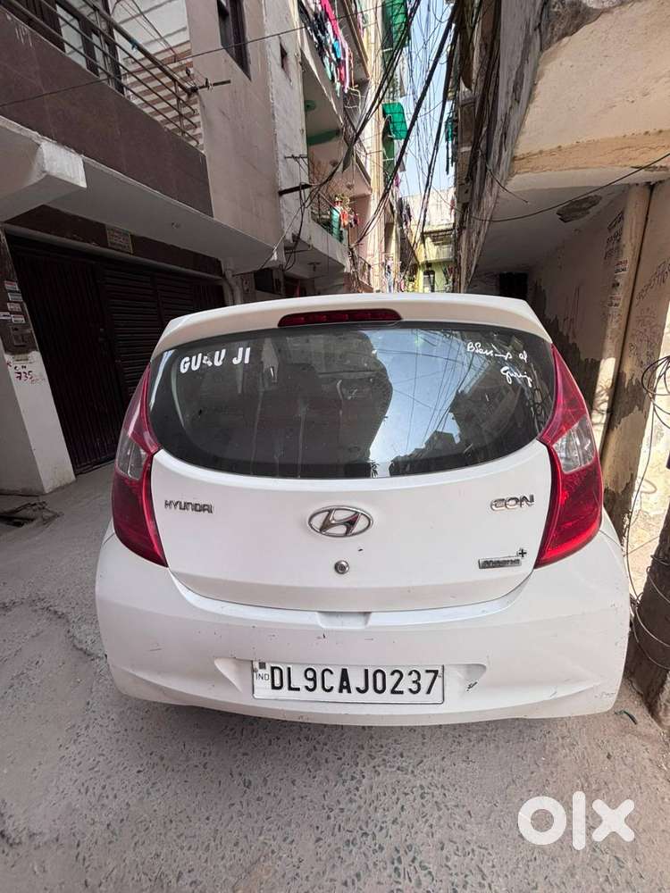 Hyundai Eon Magna+ 2012 Petrol White