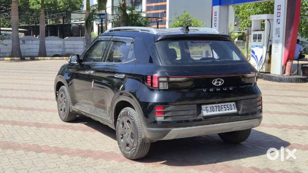 Hyundai Venue S Mt 1.2 Kappa, 2023, Petrol