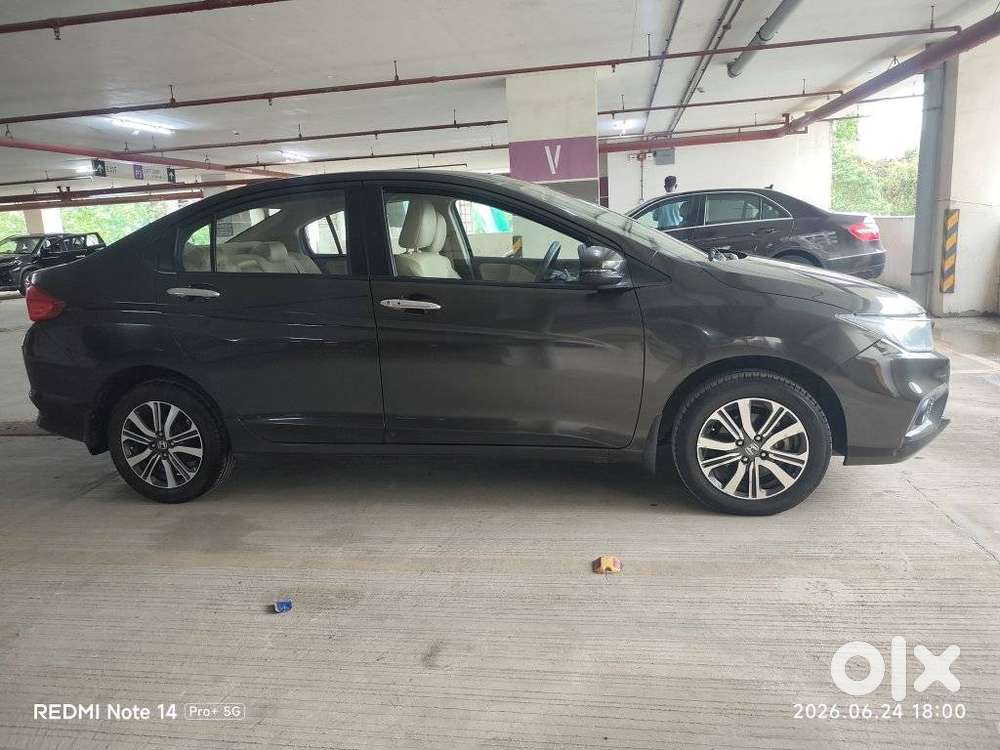 Honda City 1.5 V 4th Gen I-vtec Mt, 2022, Petrol