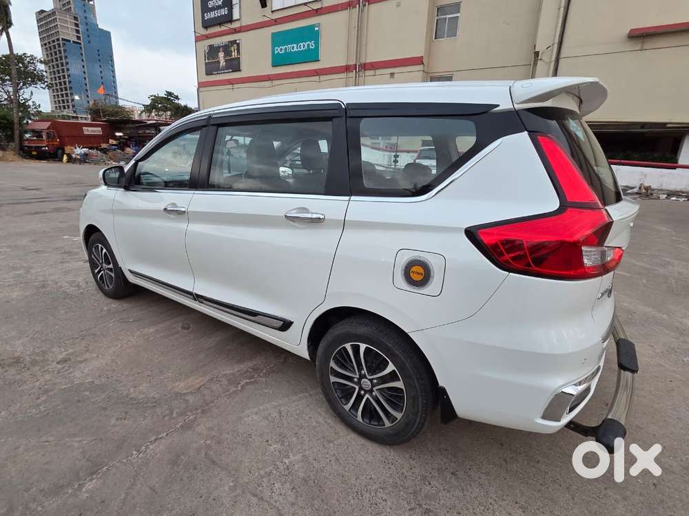 Maruti Suzuki Ertiga Zxi (o) Cng [2022-2023], 2023, Cng & Hybrids