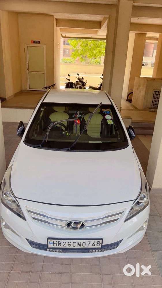 Hyundai Verna Fluidic 2015 – Fully Loaded  Cng  Excellent Condition